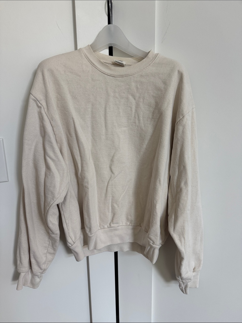 Everybody World Classic Crewneck Sweatshirt - Cream
